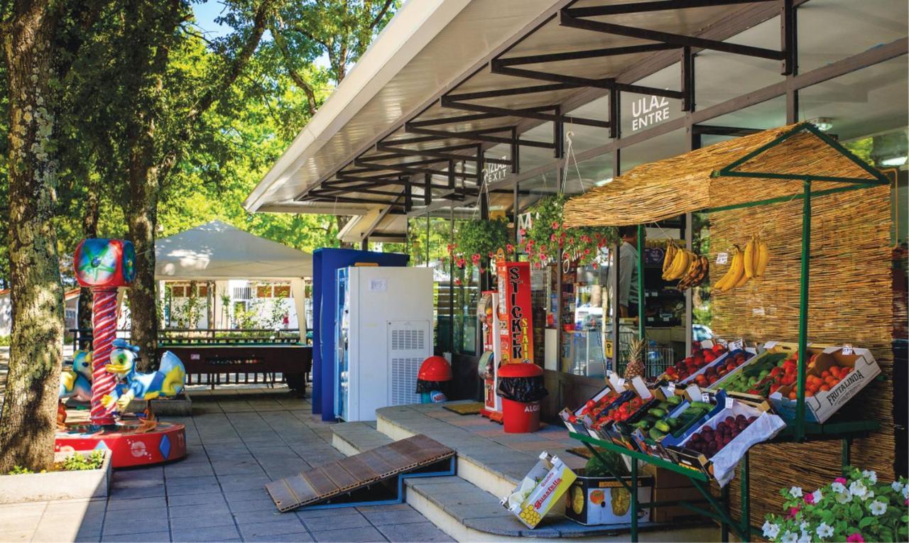 Eurocamp Mobile Homes At Campsite Puntica フンタナ エクステリア 写真