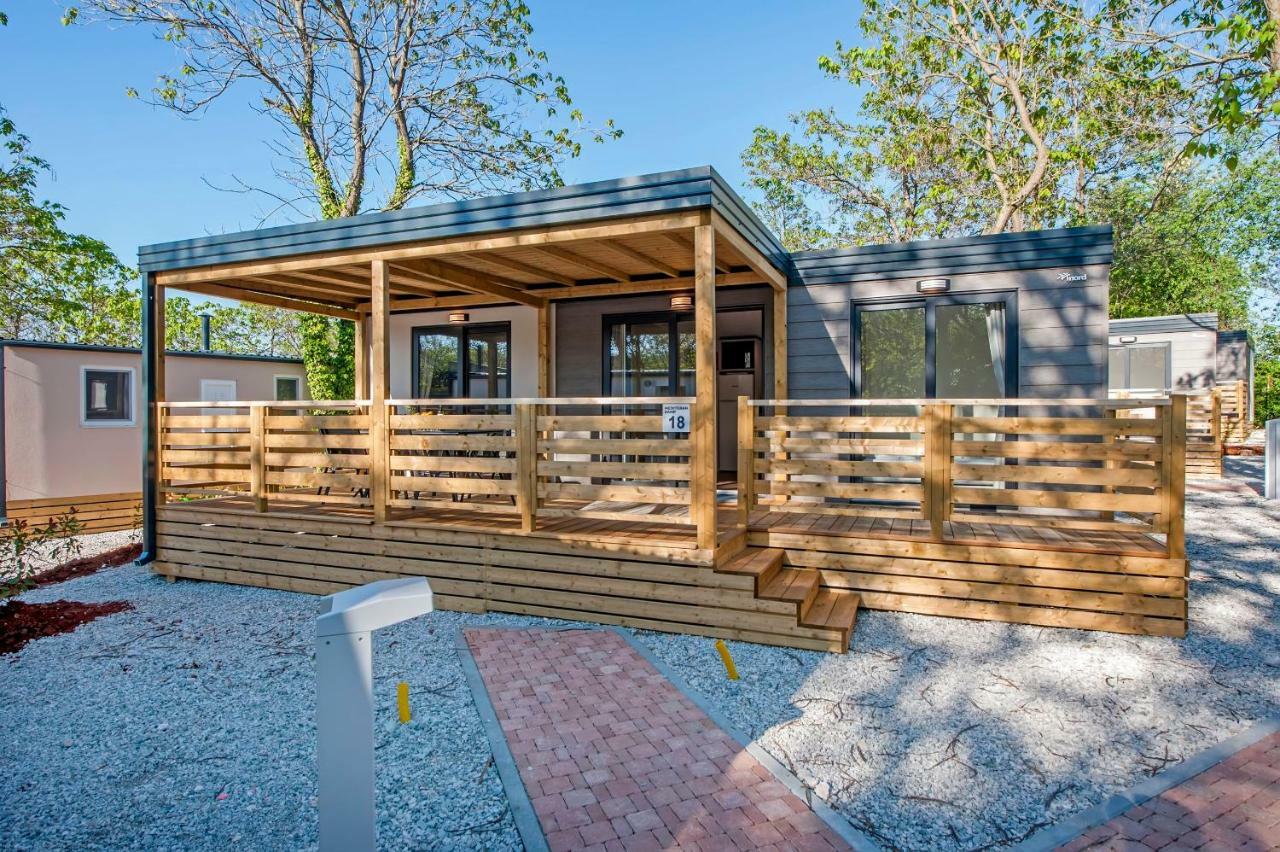 Eurocamp Mobile Homes At Campsite Puntica フンタナ エクステリア 写真
